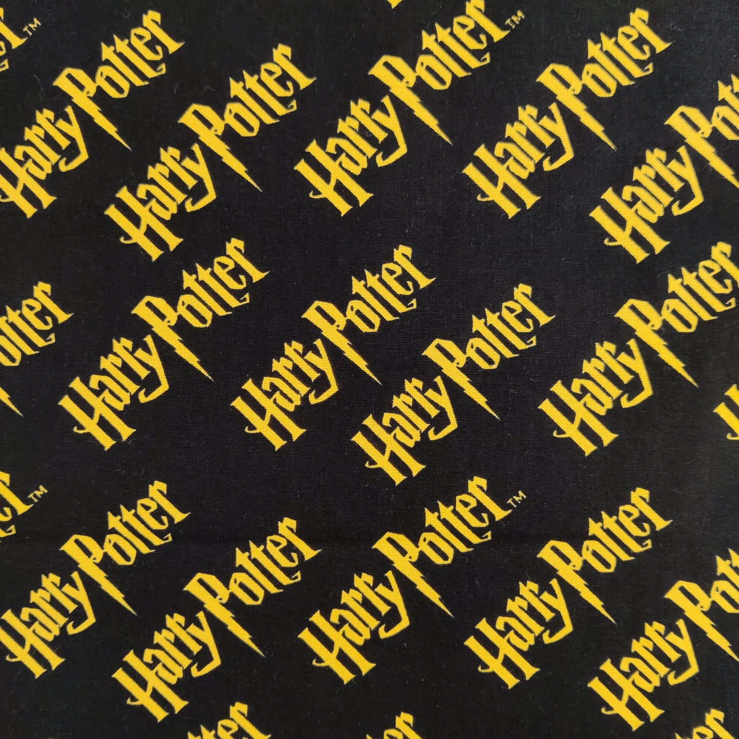 Harry Potter Gold Logo Cotton Fabric 0.3 Metres