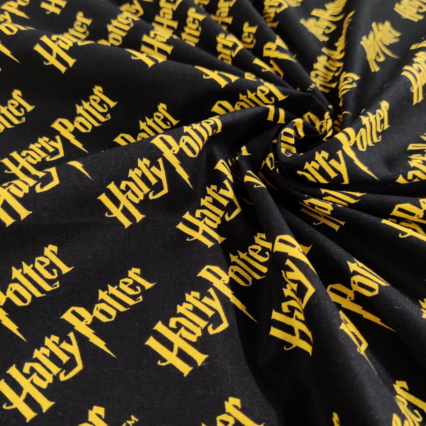 Harry Potter Gold Logo Cotton Fabric 0.3 Metres