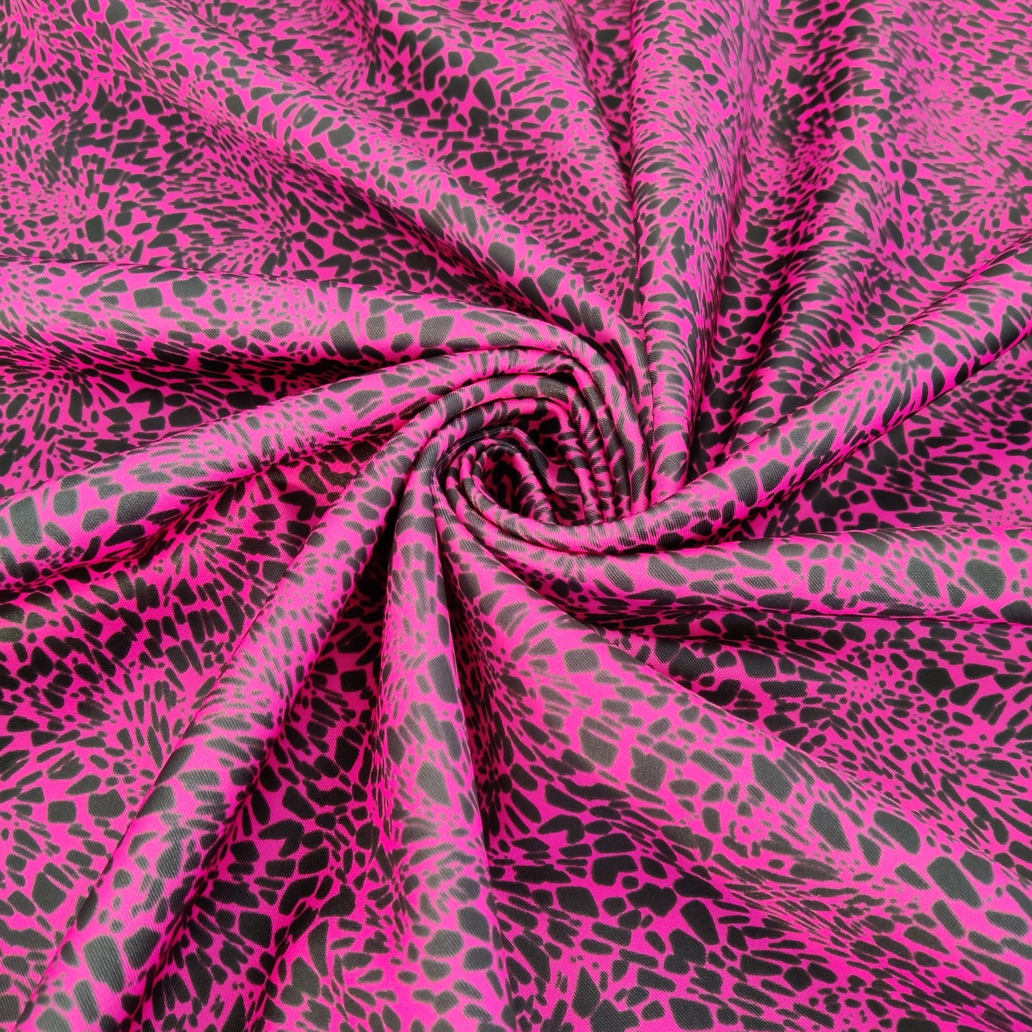 FS845_1 Leopard Animal | Fabric | animal, drape, Fabric, fashion fabric, green, Leopard, making, Sale, Scuba, sewing, spots, Stretchy | Fabric Styles