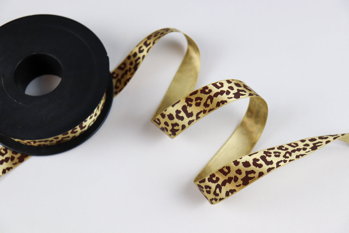3/4 Inch Shiny Leopard Print Ribbon
