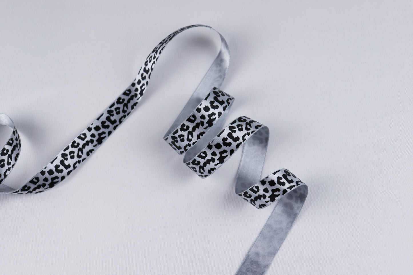 3/4 Inch Shiny Leopard Print Ribbon
