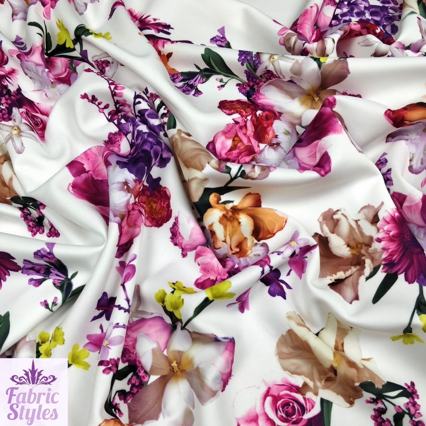 FS095 White Floral Bouquet