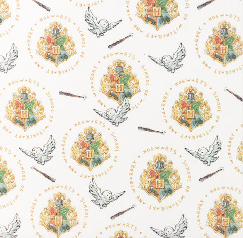 FS635_34 Harry Potter – Hogwarts School Of Witchcraft Cotton Fabric