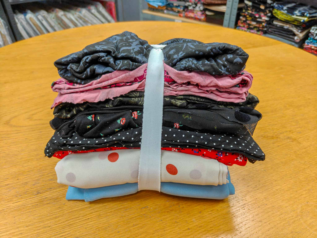 Fabric Bundle - 2kg Assorted Fabrics - 4 metre+ equivalent
