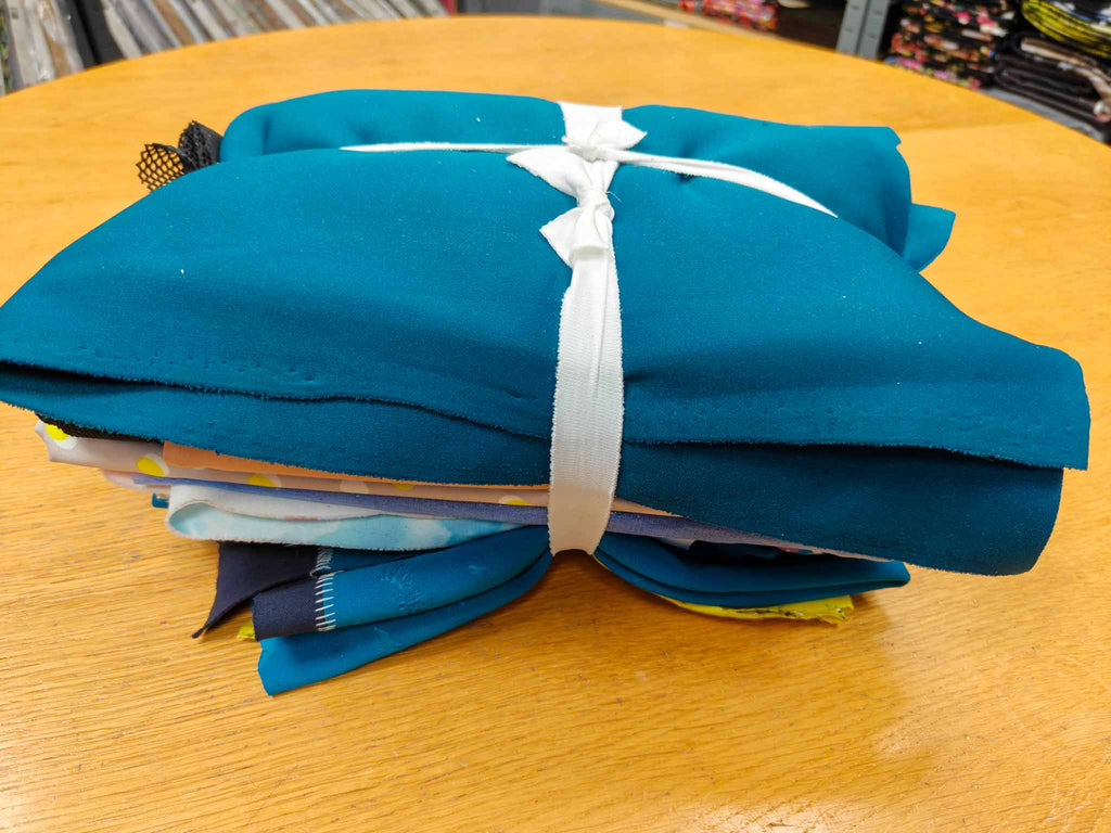 Fabric Bundle - 2kg Assorted Fabrics - 4 metre+ equivalent