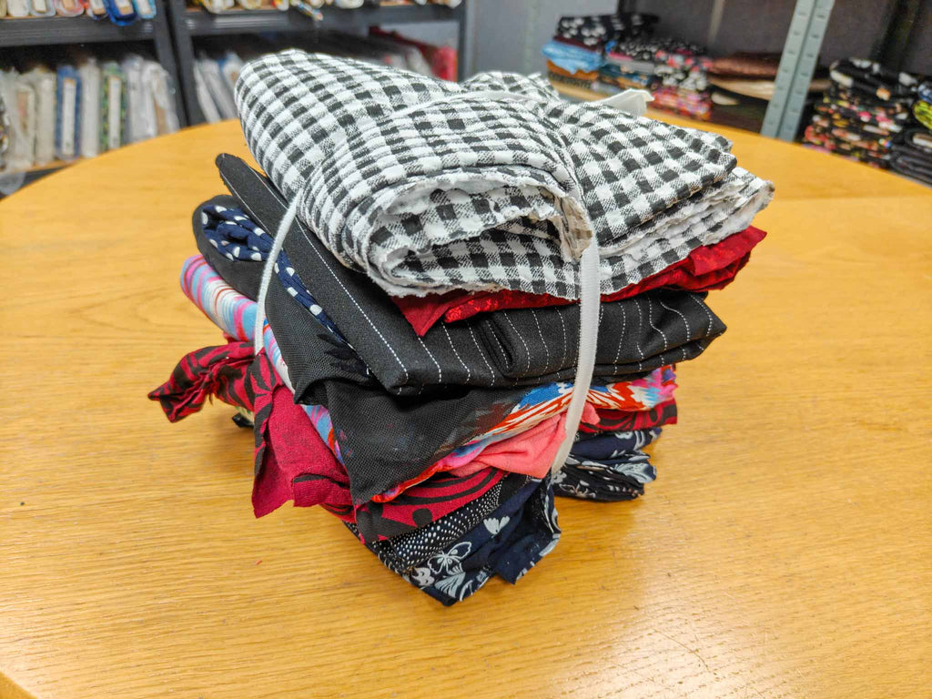 Fabric Bundle - 2kg Assorted Fabrics - 4 metre+ equivalent
