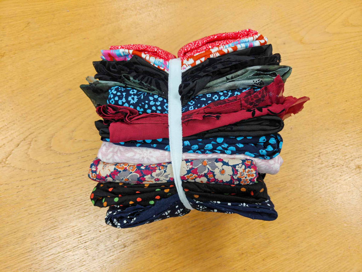 Fabric Bundle - 2kg Assorted Fabrics - 4 metre+ equivalent