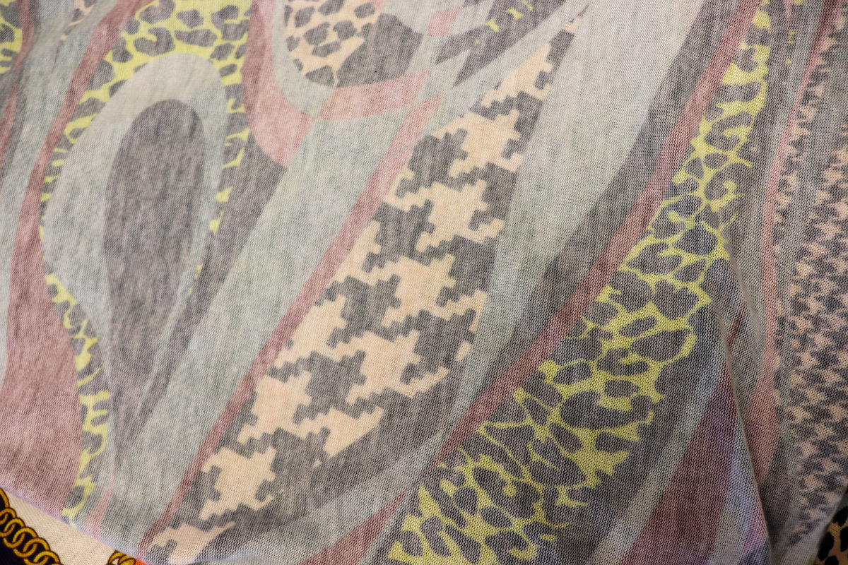 Abstract Animal Knitwear Fabric Dogtooth Leopard Swirl Print