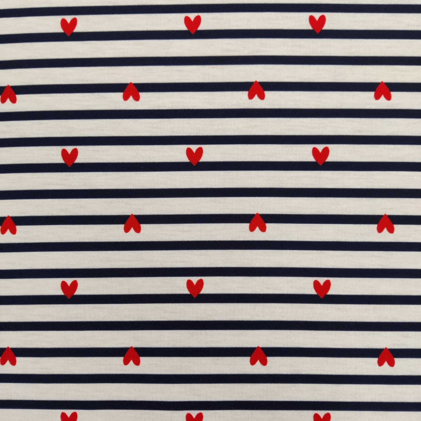 FS851 Hearts Stripe