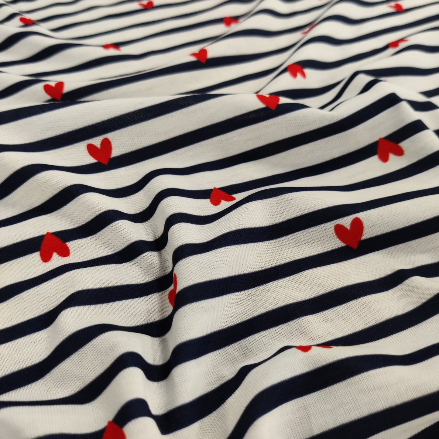FS851 Hearts Stripe