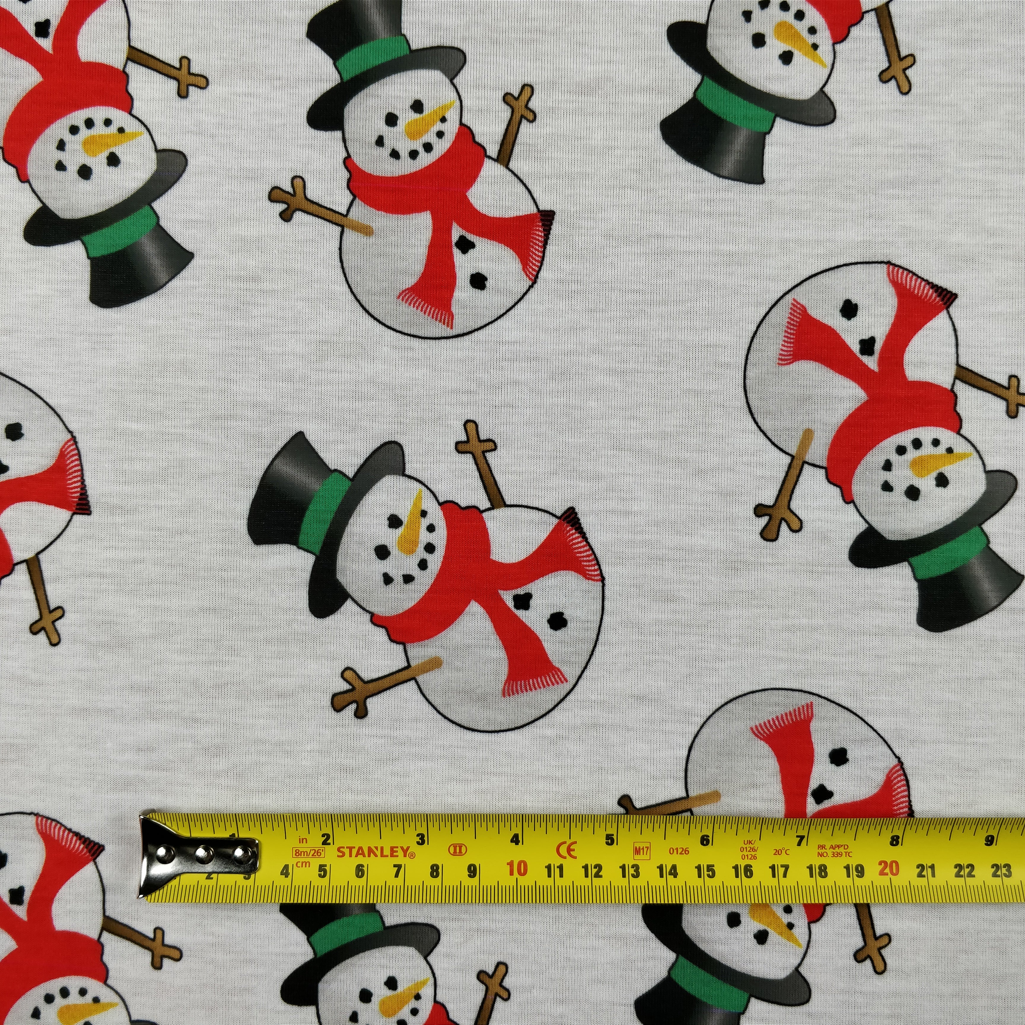 FS030_2 Snowman White Base | Fabric Styles