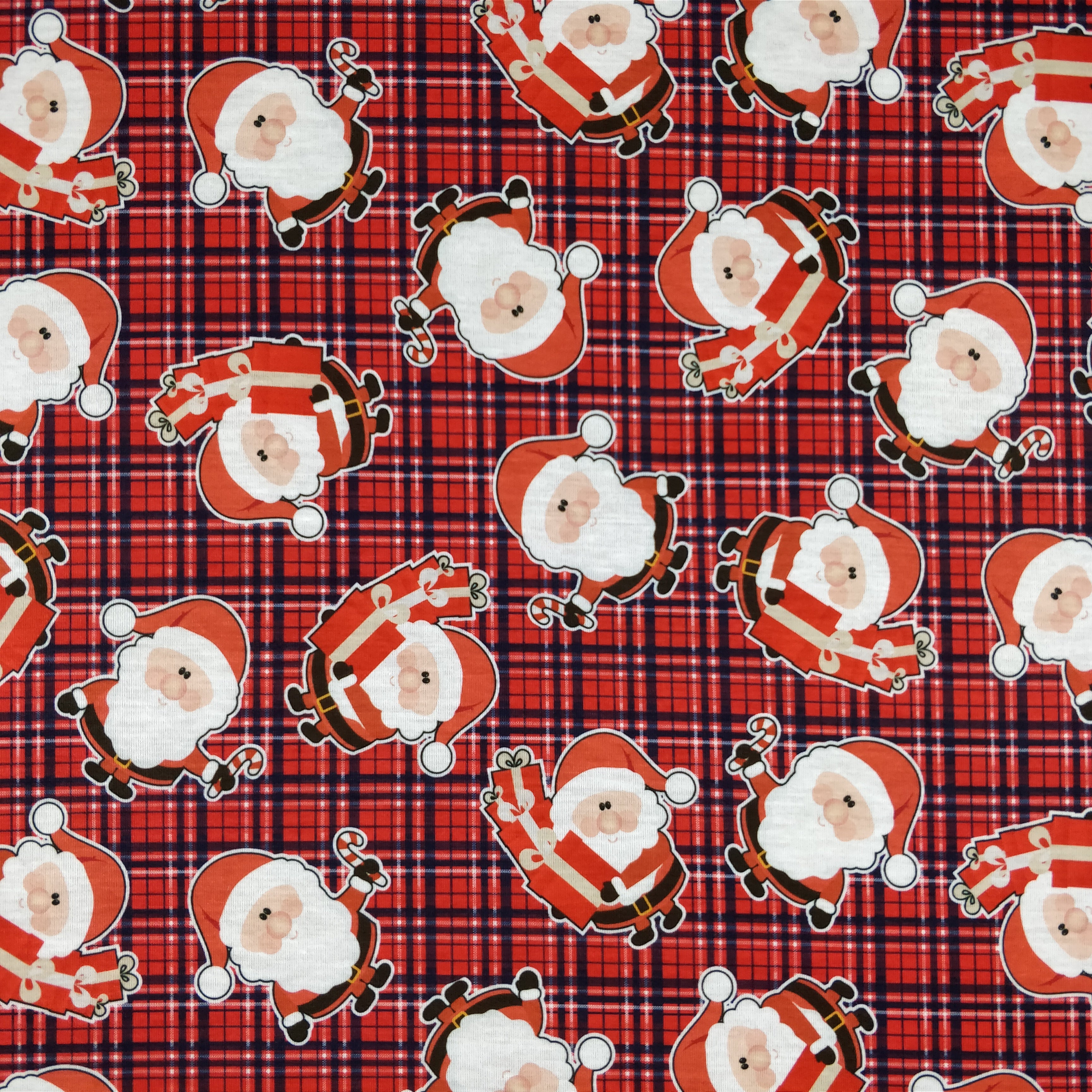 FS079_1 Christmas Print, Tartan Santa | Fabric Styles