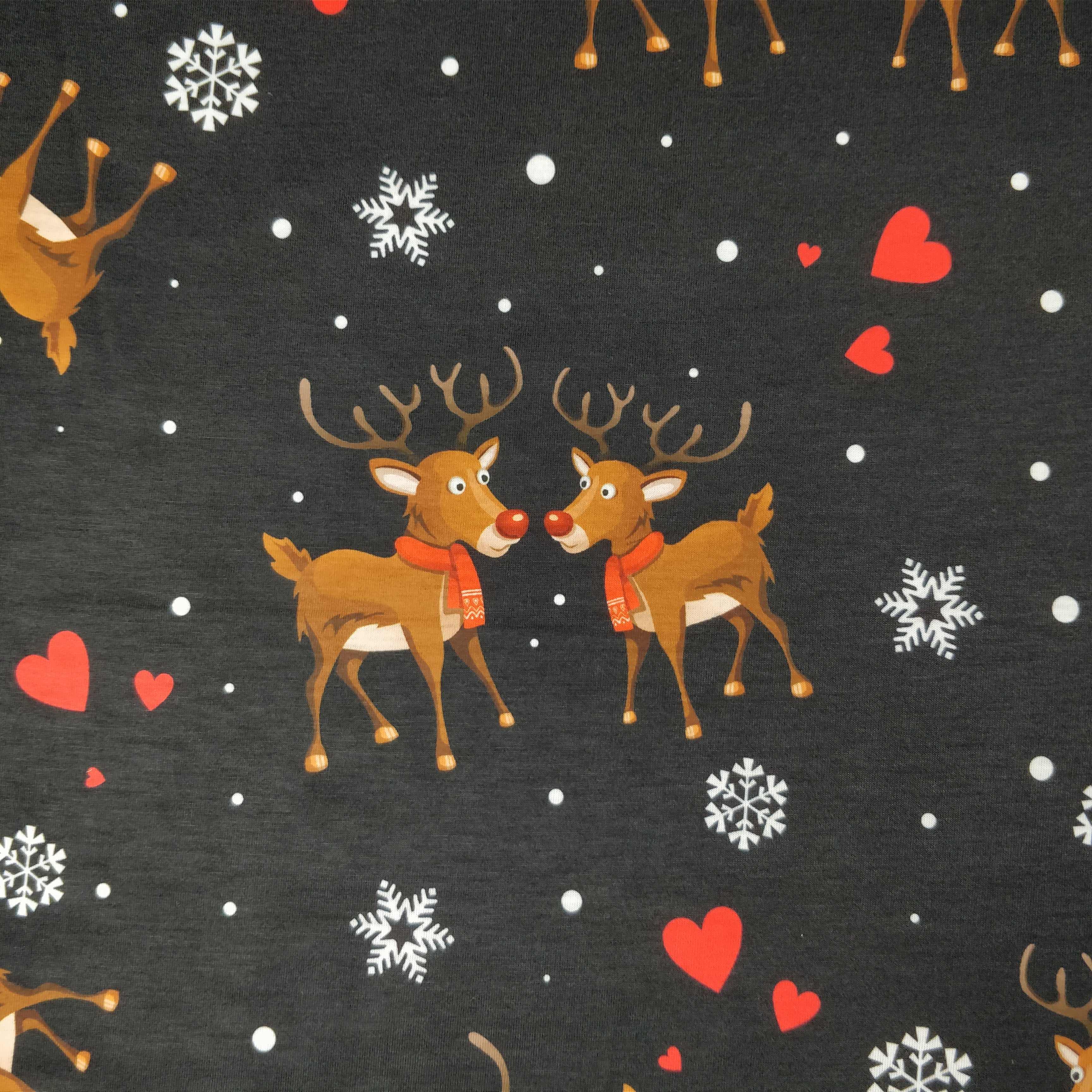 FS153 Reindeer Lovehearts Snowflakes | Fabric Styles