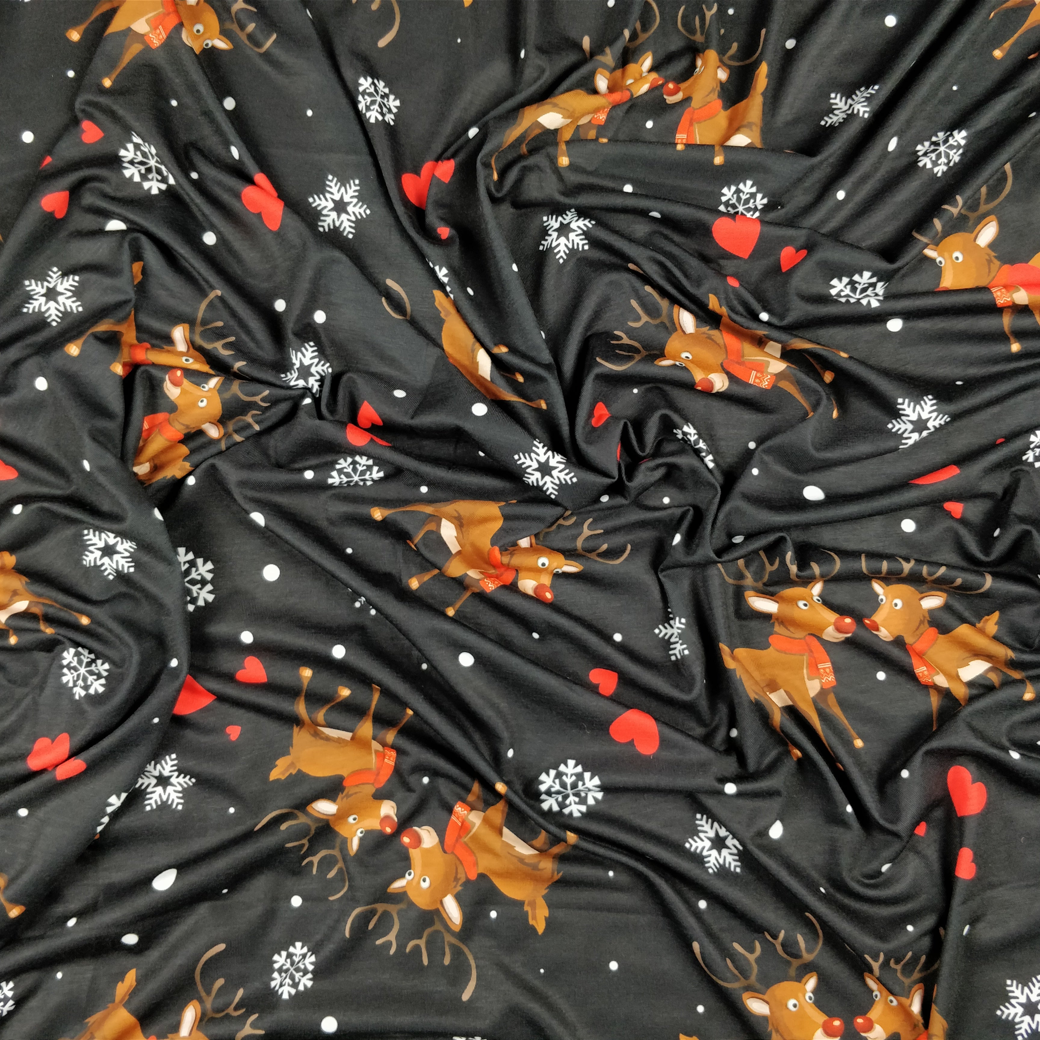 FS153 Reindeer Lovehearts Snowflakes | Fabric Styles