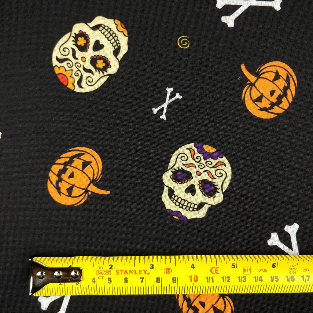 FS323 Skull Halloween | Fabric Styles