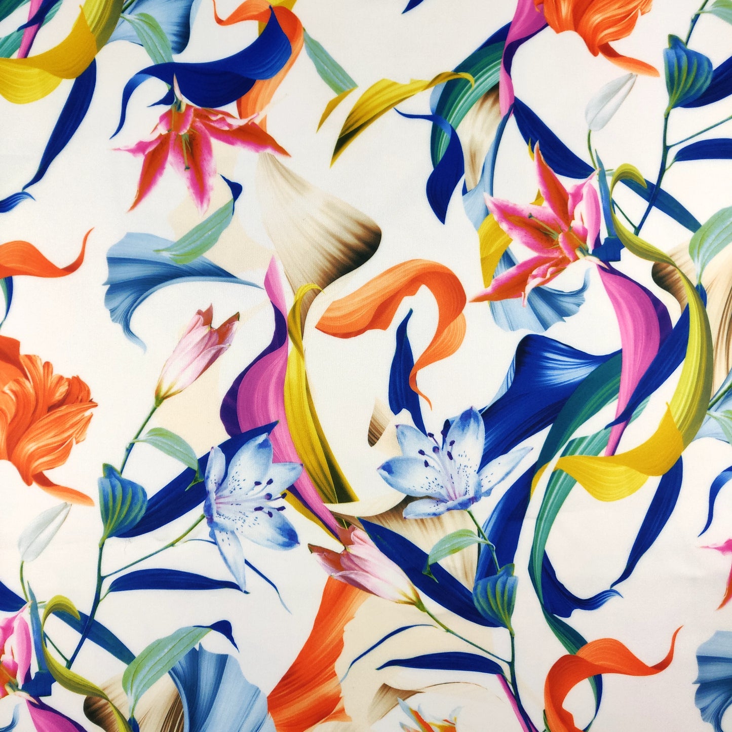 FS374 White Floral | Fabric Styles