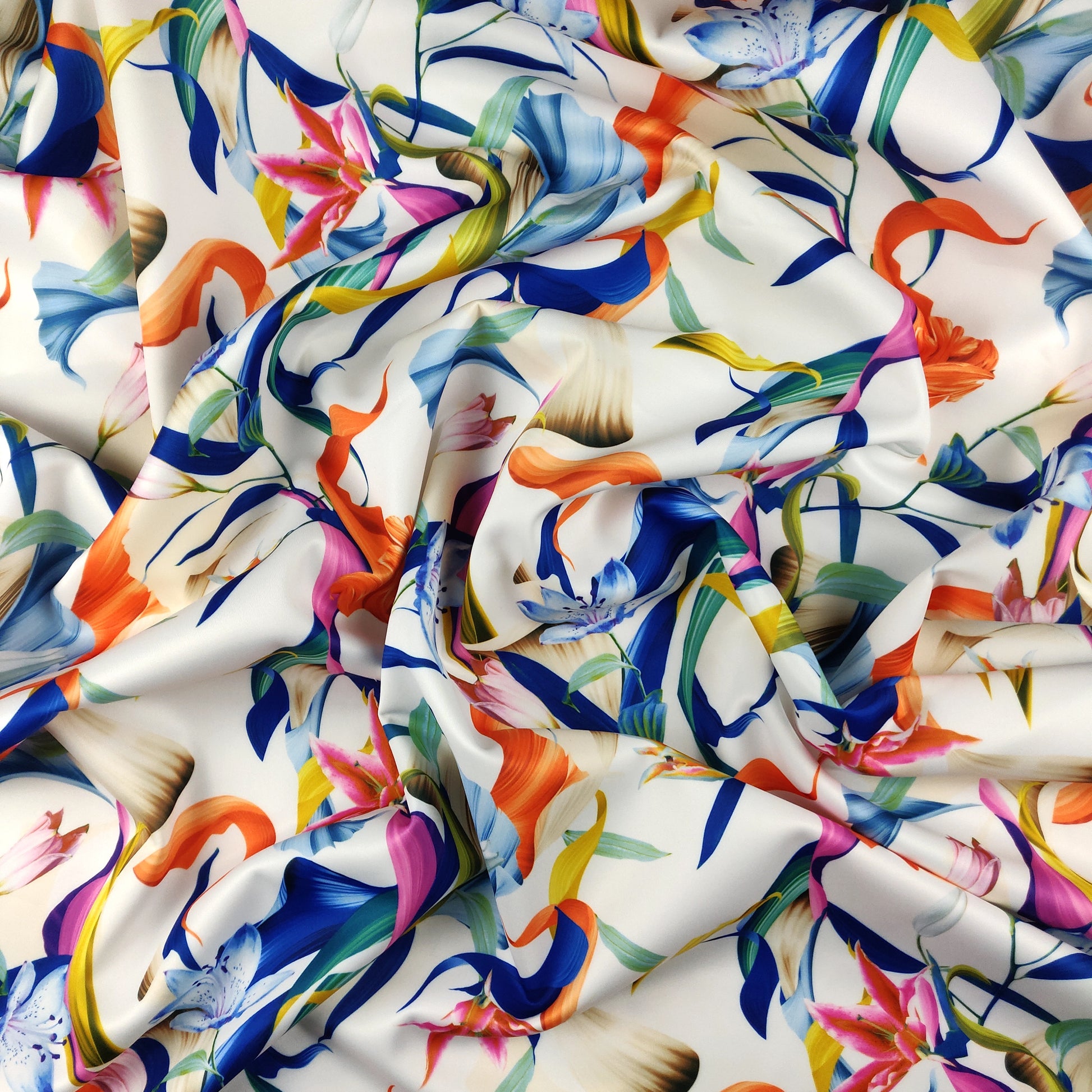 FS374 White Floral | Fabric Styles