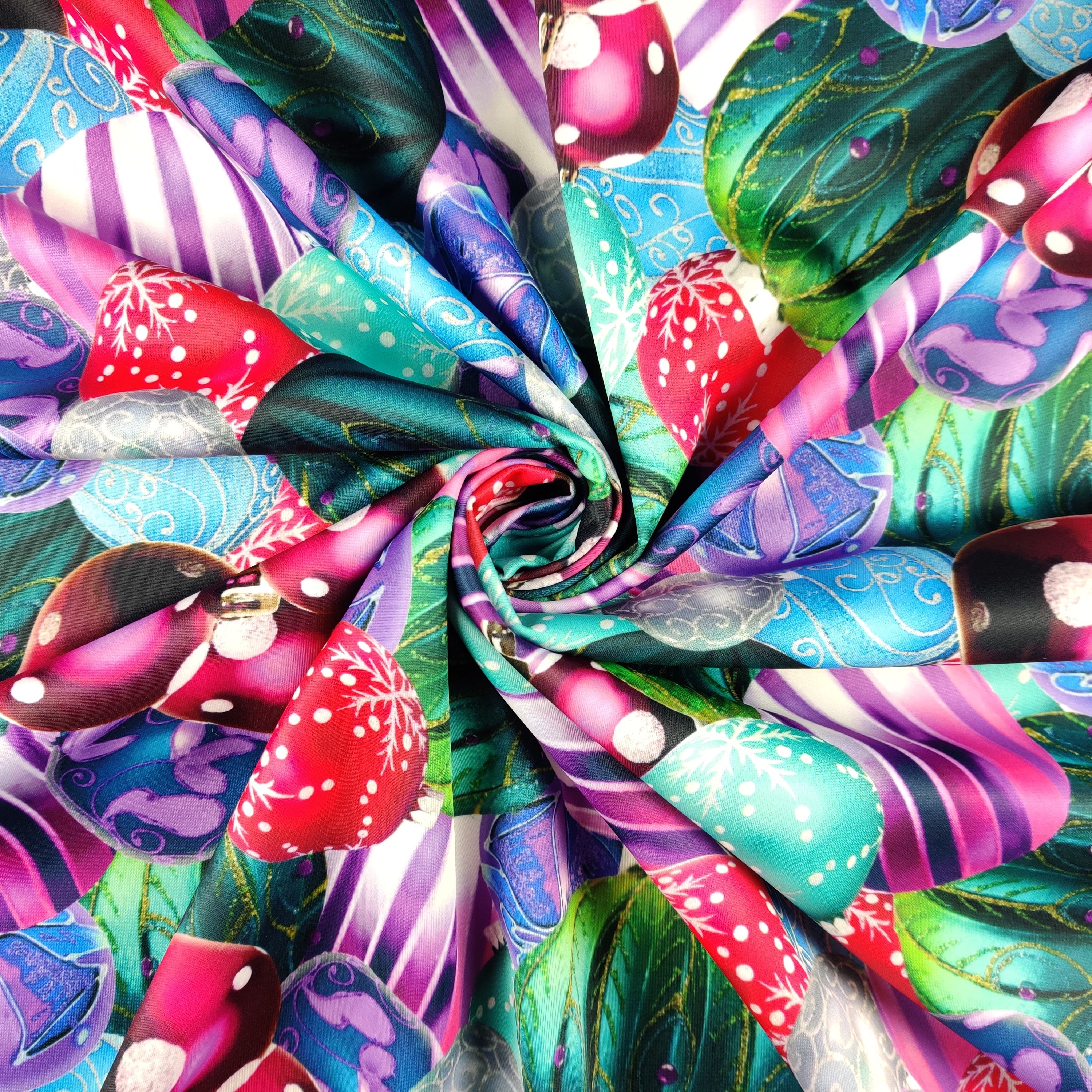 FS600 Winter Baubles | Fabric Styles