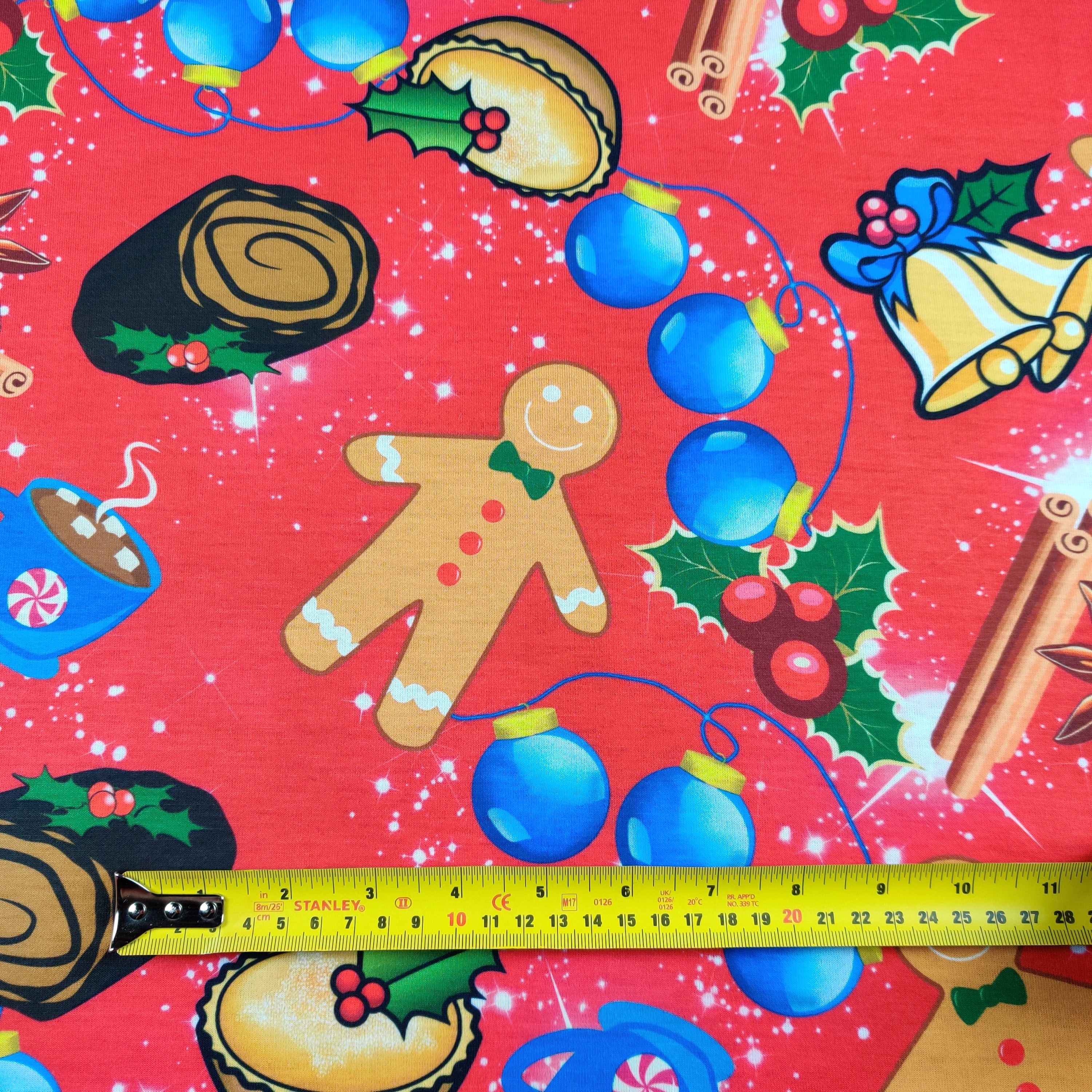 FS618 Christmas Treats | Fabric Styles