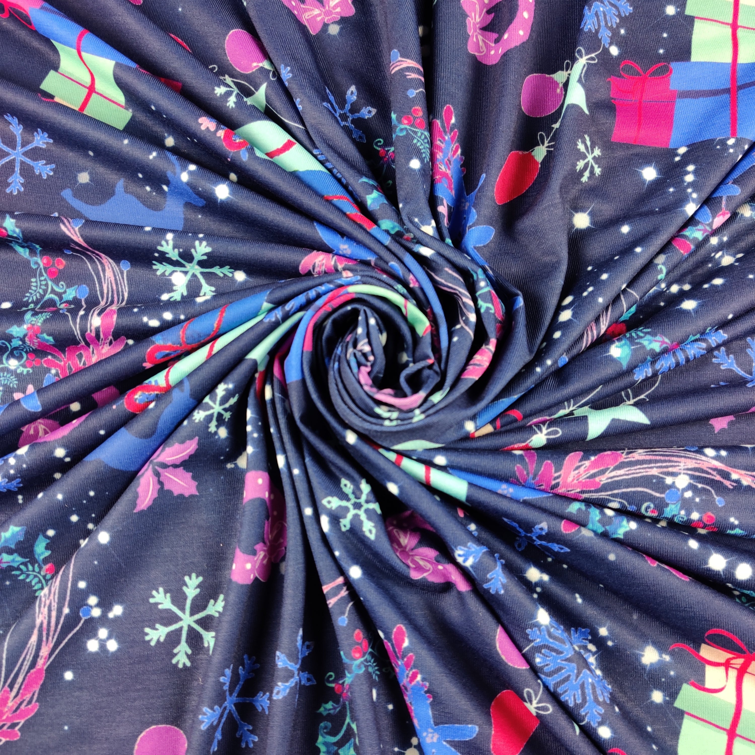 FS619 Festive Wishes | Fabric Styles