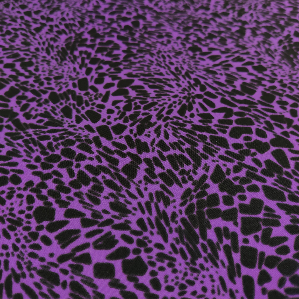 FS845_1 Leopard Animal | Fabric | animal, drape, Fabric, fashion fabric, green, Leopard, making, Sale, Scuba, sewing, spots, Stretchy | Fabric Styles