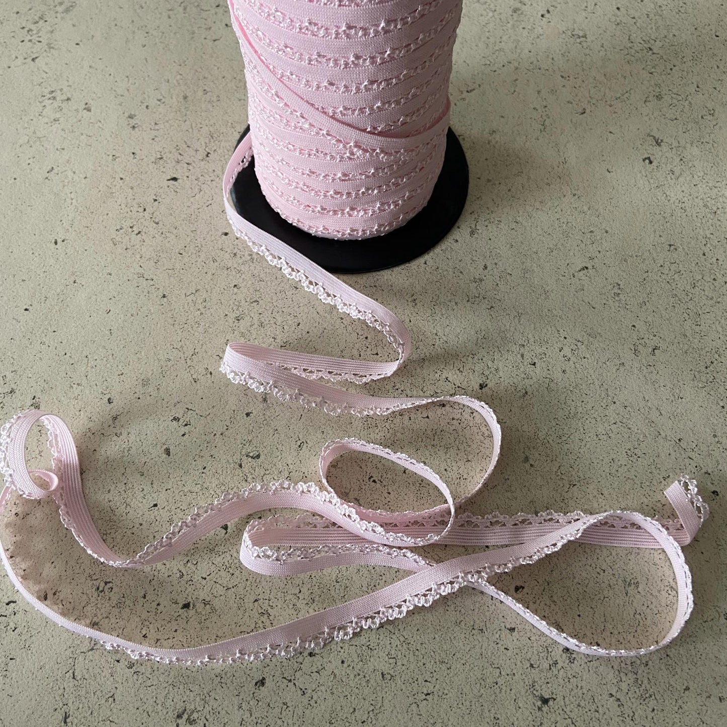 FS495 Elastic Lace Braid Trim Lingerie Crafts | Black, bra, drape, edge, Elastic, fashion fabric, FS495, Grey, haberdashery, Ivory, knickers, Lace, lingerie, making, pants, red, rose, sewing, Sky, trimming, trimmings | Fabric Styles
