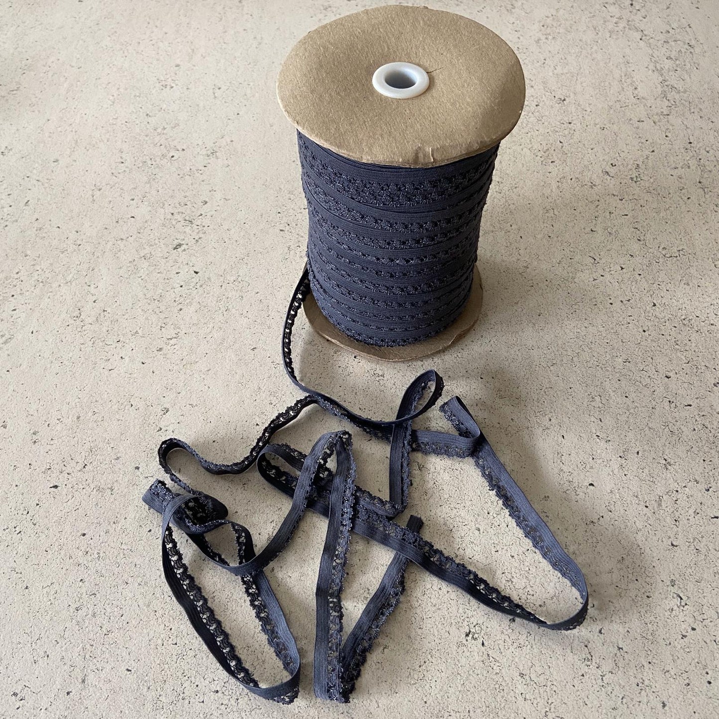 FS495 Elastic Lace Braid Trim Lingerie Crafts | Black, bra, drape, edge, Elastic, fashion fabric, FS495, Grey, haberdashery, Ivory, knickers, Lace, lingerie, making, pants, red, rose, sewing, Sky, trimming, trimmings | Fabric Styles
