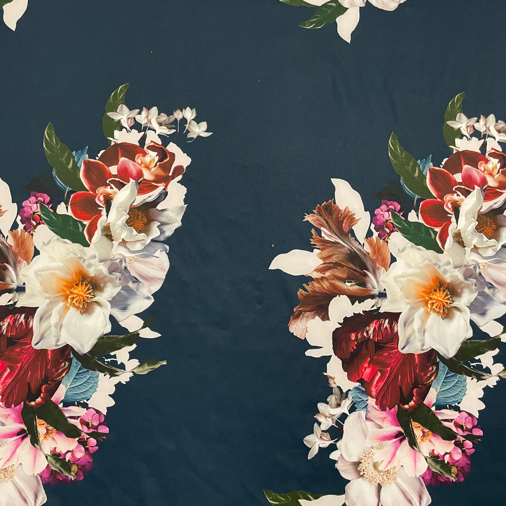 FS560 Large Floral Tile Scuba