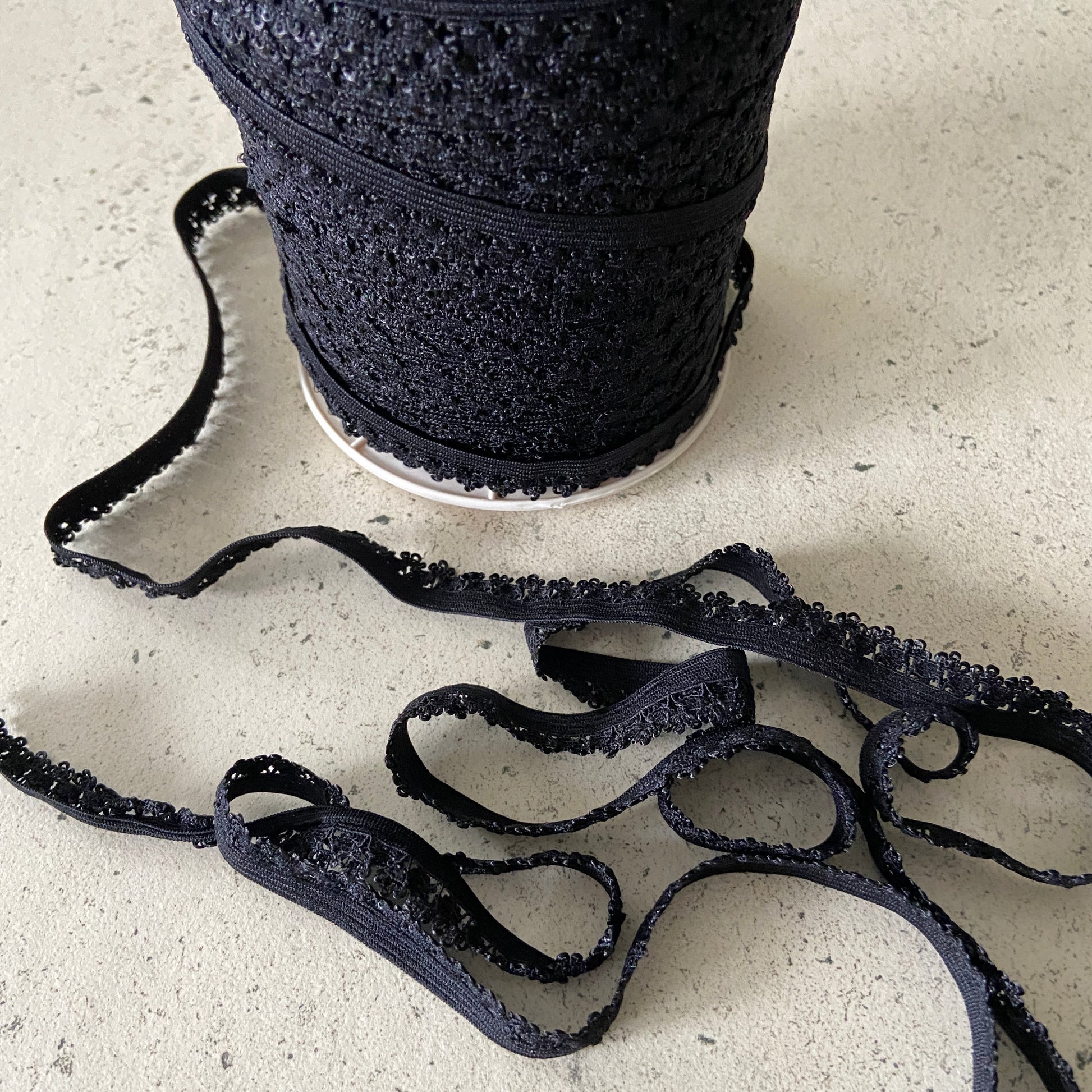 FS495 Elastic Lace Braid Trim Lingerie Crafts | Black, bra, drape, edge, Elastic, fashion fabric, FS495, Grey, haberdashery, Ivory, knickers, Lace, lingerie, making, pants, red, rose, sewing, Sky, trimming, trimmings | Fabric Styles